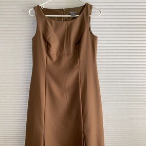 Ann Taylor petites- sheath dress 4p